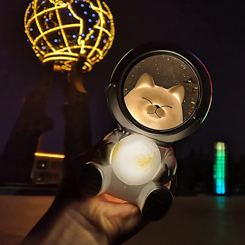 Spaceman Night Light Creative Cute Pet Astronaut Lamps Led Night Light for kids bedroom Zagiz