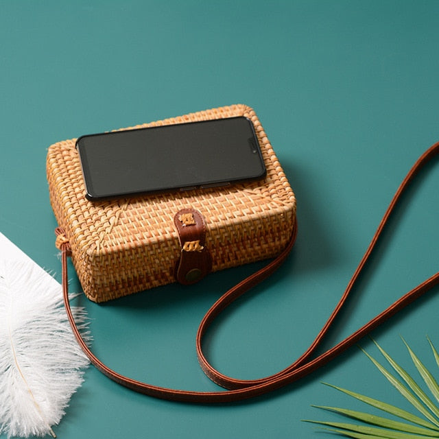 Bali Handmade Woven Rattan Bag - Round Straw Shoulder Bag Women - Summer Crossbody Bag - Boho Beach Circle Bag Zagiz