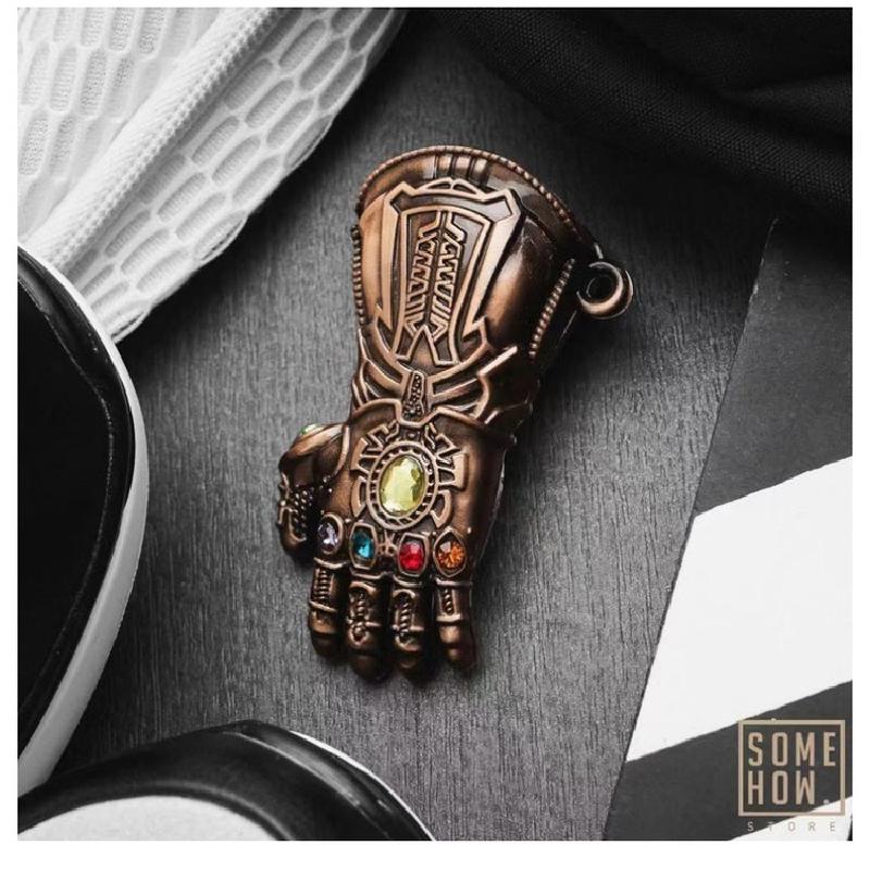 Marvels Avengers Action Figure Keychains/Pendant Zagiz