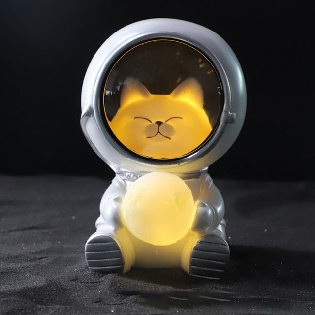 Spaceman Night Light Creative Cute Pet Astronaut Lamps Led Night Light for kids bedroom Zagiz