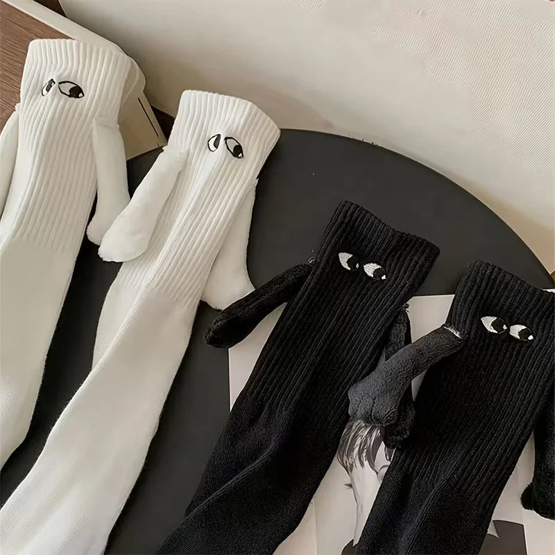 Couple's Magnetic Toe-Link Socks - Playful Cartoon Design, Breathable Mid-Calf Socks for Gifts Zagiz
