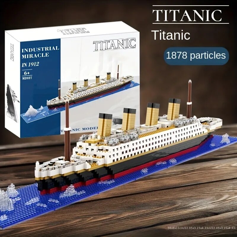 Building block assembly toy Titanic ship model
